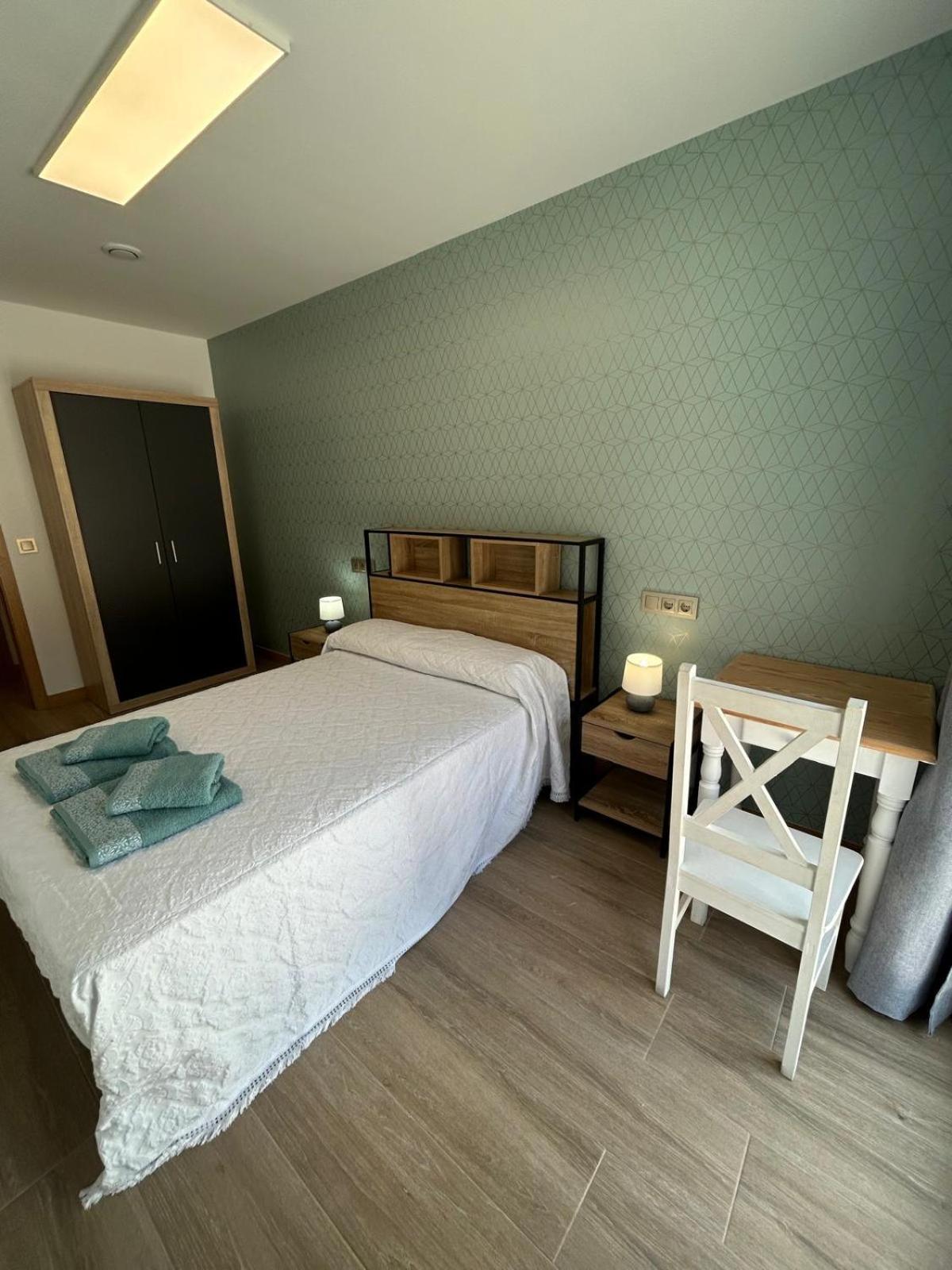 Apartamentos Torres Del Milladoiro Amés Exterior foto